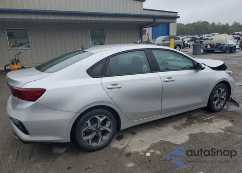 2021 Kia Forte Fe z USA, uszkodzony, nr VIN 3KPF24AD6ME282333